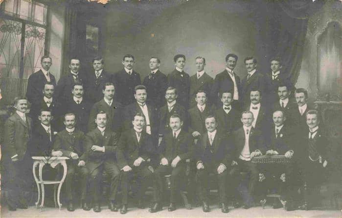 STUTTGART  CITY Gruppenbild – Ansichtskarte Stuttgart