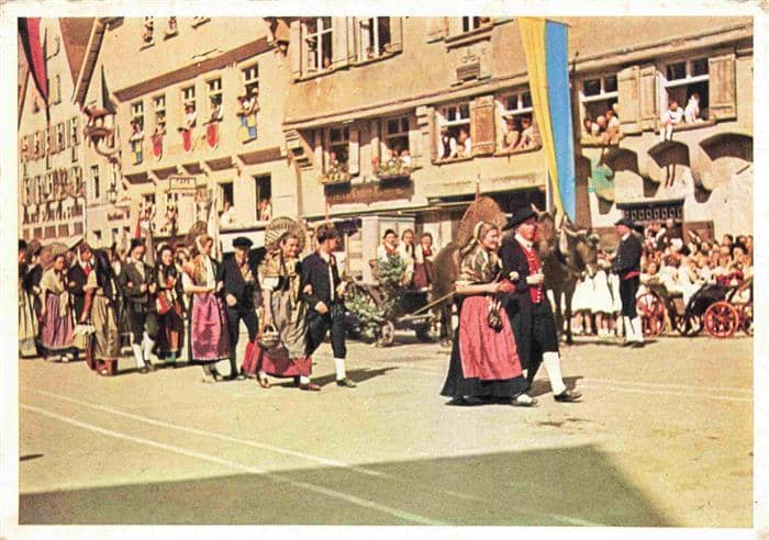 Biberach  Riss Schuetzenfest Historisches Kinder- und Heimatfest Volkstrachten u – Ansichtskarte Biberach an der Riss