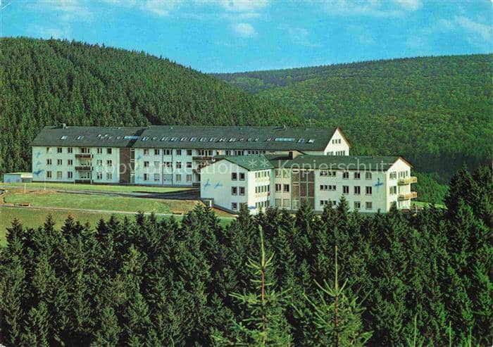 Winterberg Hochsauerland Jugendkurheim St-Ursula Mittelsberg Hochsauerland Wald – Ansichtskarte Winterberg