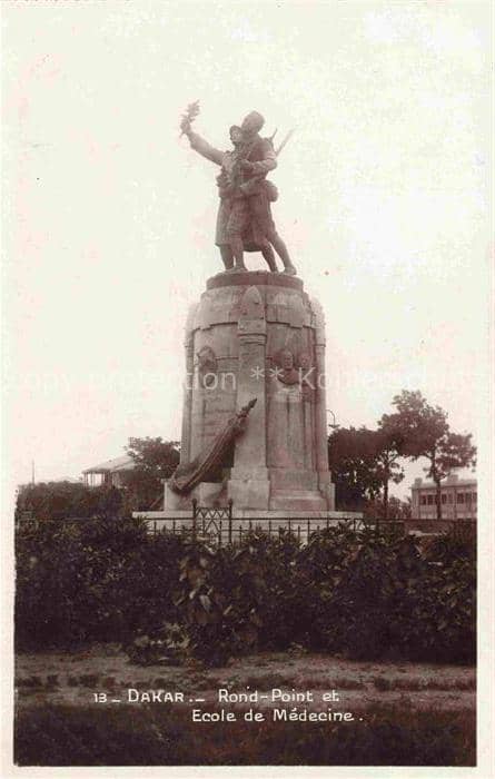 DAKAR Senegal Rond-Point et Ecole de Médecine Monument – Ansichtskarte