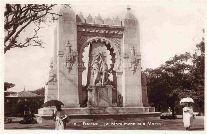 DAKAR Senegal Le Monument aux Morts Kriegerdenkmal – Ansichtskarte