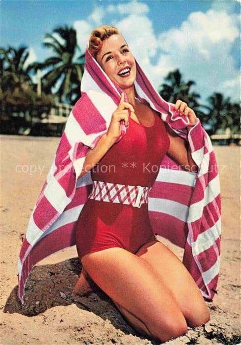 Bademode Swimwear Bain Costumi da Bagno Moda Bano-- Frau – Ansichtskarte