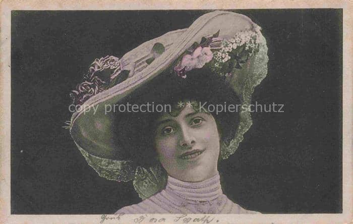 Hutmode Mode-des-Chapeaux Hat-fashion Cappeli Sombreros-- Frauen – Ansichtskarte
