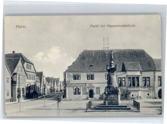 Horn ? Hausmanndenkmal Markt – Ansichtskarte Horn