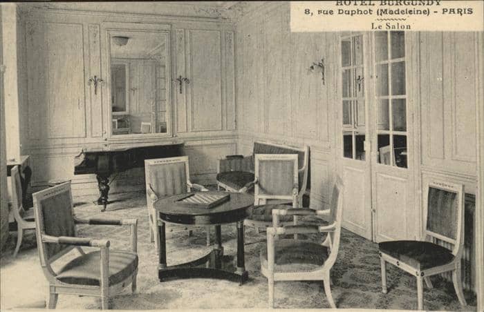 Paris Rue Duphot (Madelaine) Le Salon – Ansichtskarte Paris