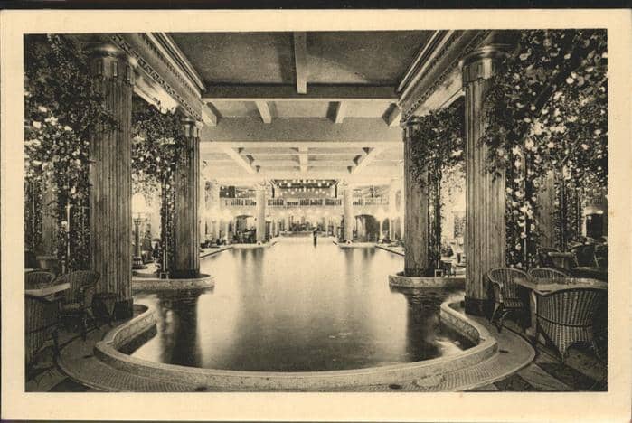 Paris le Lido des Champs-Elysees la Piscine – Ansichtskarte Paris