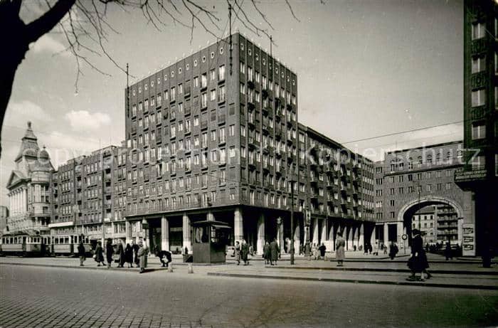 Budapest Madách Platz Innenstadt – Ansichtskarte