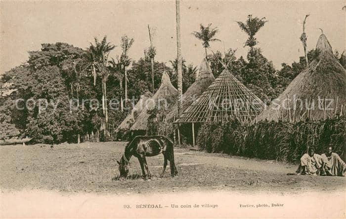 Senegal Un coin de village – Ansichtskarte