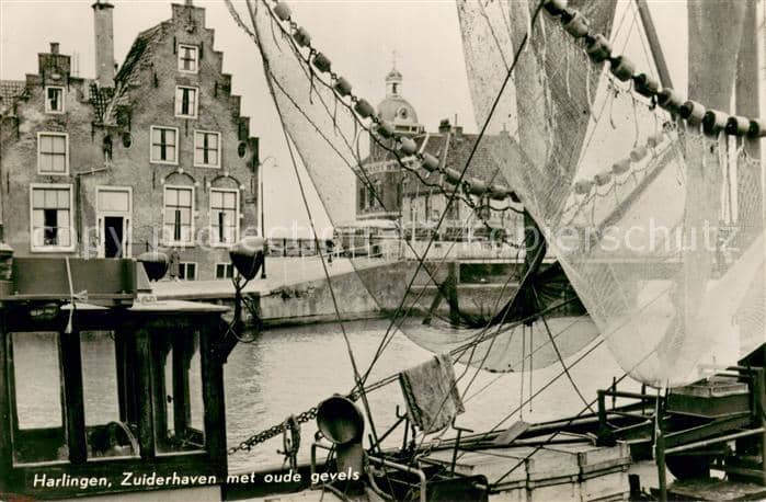 Harlingen Friesland Zuiderhaven met oude gevels – Ansichtskarte Harlingen