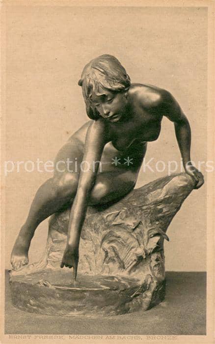 Skulpturen Sculptures Sculpturi-- Ernsst Freese Maedchen am Bache – Ansichtskarte