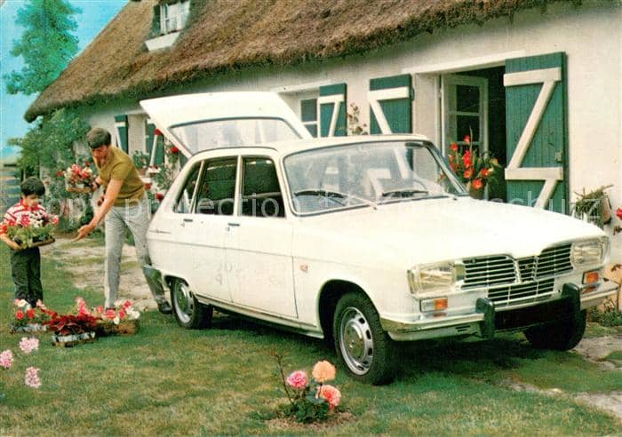 RENAULT Autos Cars Voitures-- Renault 16 – Ansichtskarte