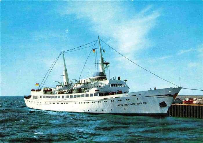 Schiffe Ships Navires Seebaederschiff Wilhelmshaven 1588 BRT – Ansichtskarte