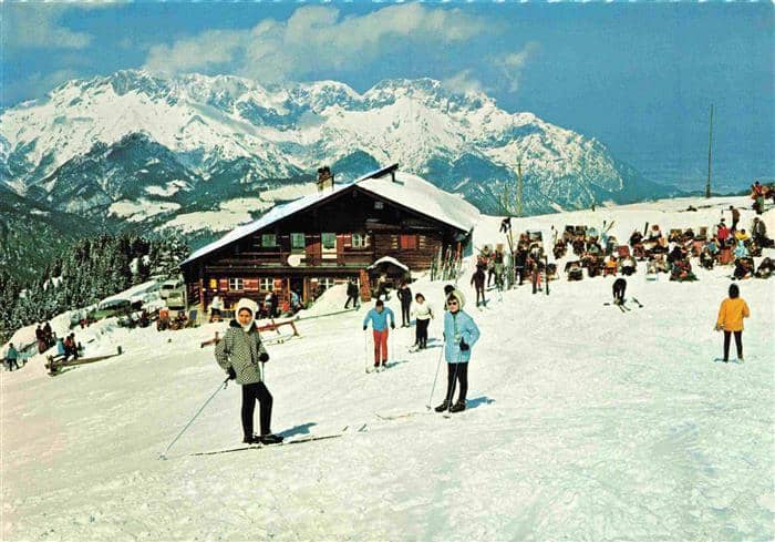 Rossfeldschihuette 1538m Berchtesgaden mit Untersberg – Ansichtskarte