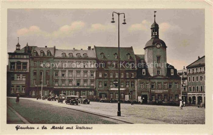 Glauchau Sachsen Markt Rathaus Rathausturm Marktplatz Geschaefte Automobile Pass – Ansichtskarte Glauchau