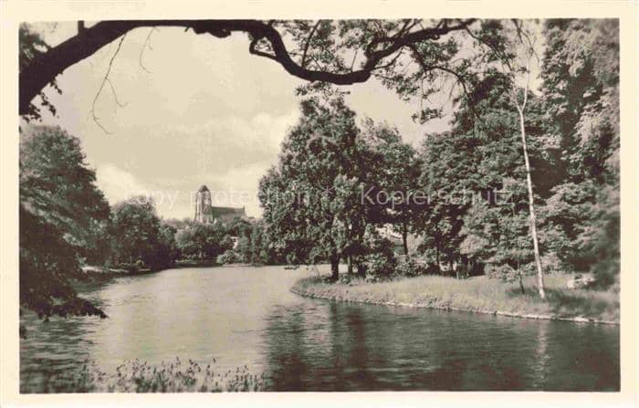Karl-Marx-Stadt CHEMNITZ Schlossteich Schlosskirche Fluss Kirche Baeume Park DDR – Ansichtskarte Chemnitz