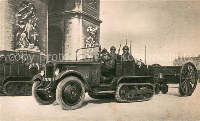 Militaria Geschuetze Artillerie motorisee – Képeslap