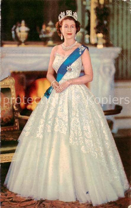 Adel  Noble Queen Elizabeth II – Ansichtskarte