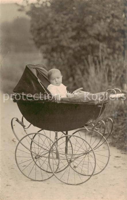 Kinderwagen Baby – Ansichtskarte