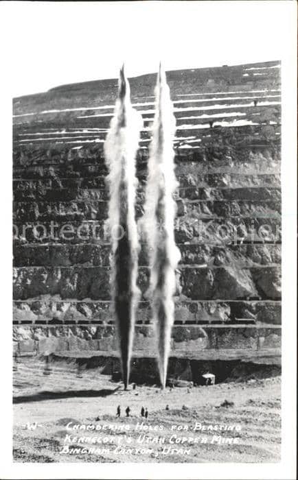 Tagebau Daylight Mining Chambering Holes for blasting Kennecott – Ansichtskarte