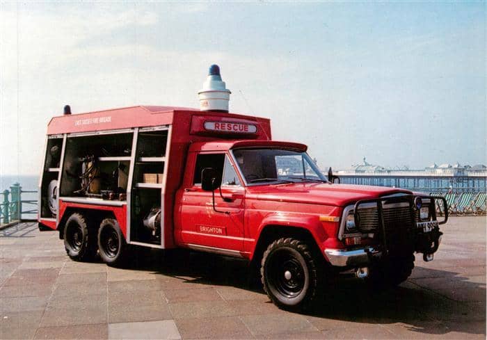 Autos Cars Voitures Emergency Rescue Tender 32046 JeppPilcher Greene of Burgess – Ansichtskarte