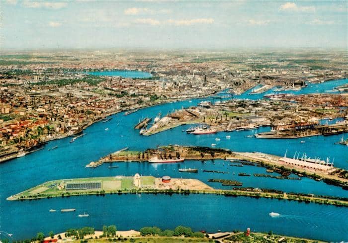 HAMBURG  CITY Fliegeraufnahme mit Hafen und Stadt – Ansichtskarte Hamburg