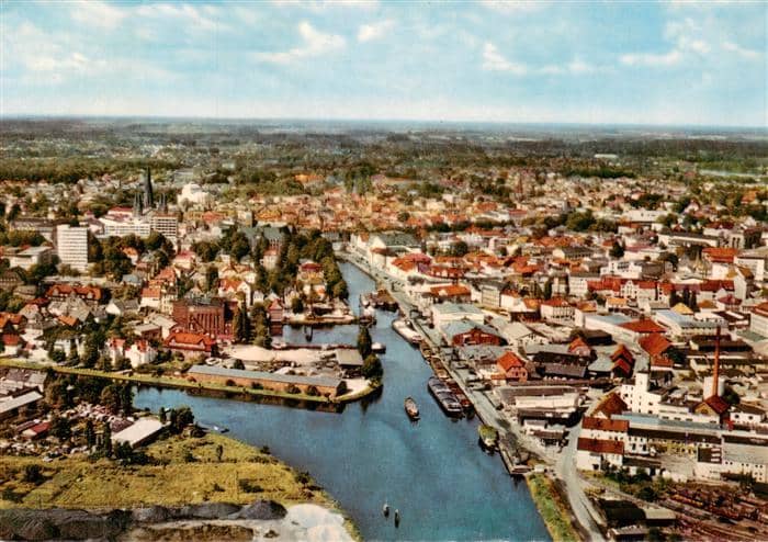 Oldenburg  Oldenburg Fliegeraufnahme – Ansichtskarte Oldenburg (Oldenburg)