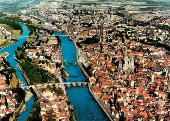 REGENSBURG Bayern Fliegeraufnahme mit Donau – Ansichtskarte Regensburg