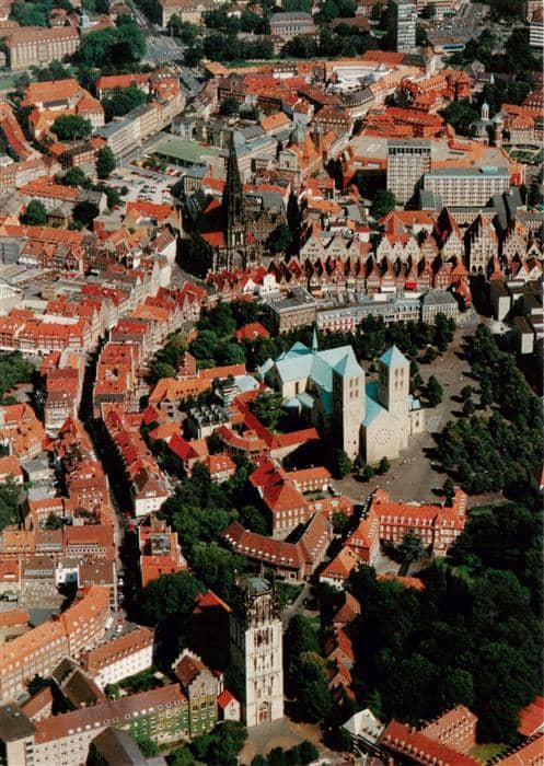 MueNSTER   Westfalen Innenstadt mit Liebfrauenkirche Dom und St Lamberti Flieger – Ansichtskarte Münster