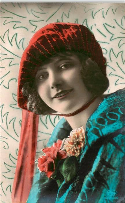 Foto Amag Nr. 63232/5 Frau Hzut – Ansichtskarte