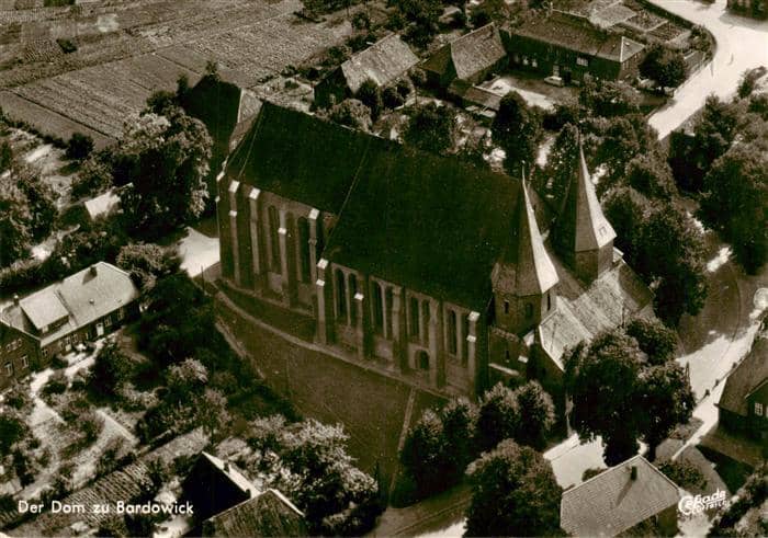 Bardowick Dom Fliegeraufnahme – Ansichtskarte Bardowick