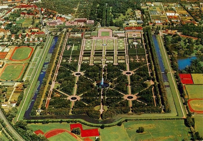 Herrenhausen HANNOVER Grosser-Garten Luftbild Barockgarten Fontaene Kanaele Alle – Ansichtskarte Hannover
