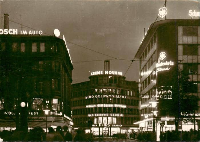 DuessELDORF  CITY Corneliusplatz Nachtaufnahme Metro-Goldwyn-Mayer Creme-Mouson – Ansichtskarte Düsseldorf