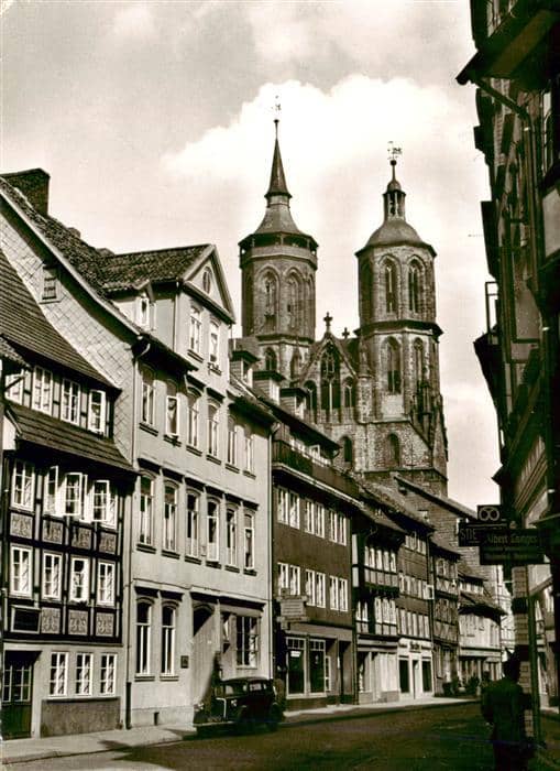 GoeTTINGEN  Niedersachsen Johannisstrasse Johanniskirche Doppeltuerme Fachwerkha – Ansichtskarte Göttingen