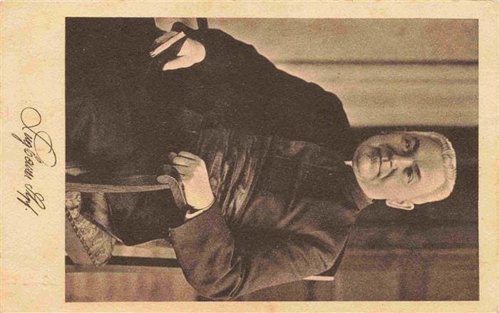 Muenchen Bayern Stadtpfarrer Lugbauer Portrait – Framsida