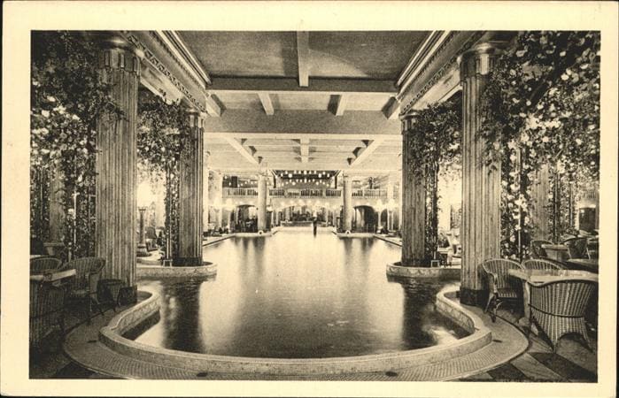 Paris Le Lido Des Chams-Elysees – 正面