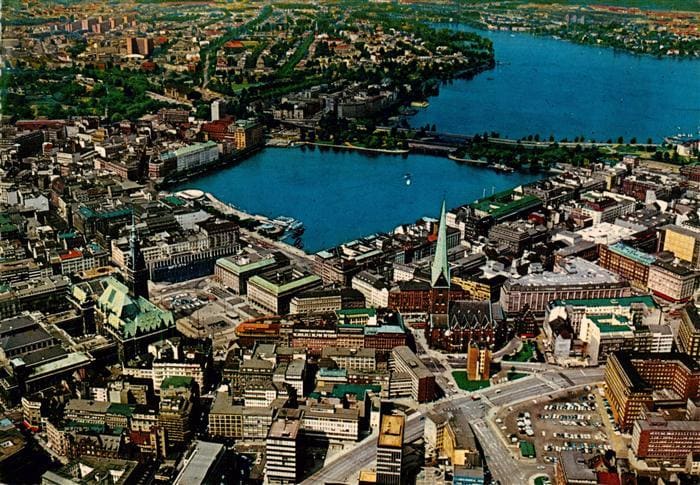 HAMBURG CITY City mit Binnen- und Aussenalster – Vorderseite