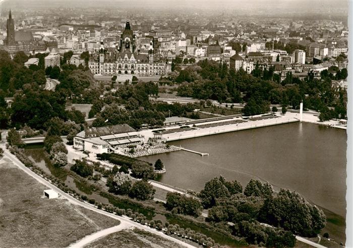 HANNOVER CITY Blick auf Maschsee Rathaus Marktkirche – Awers