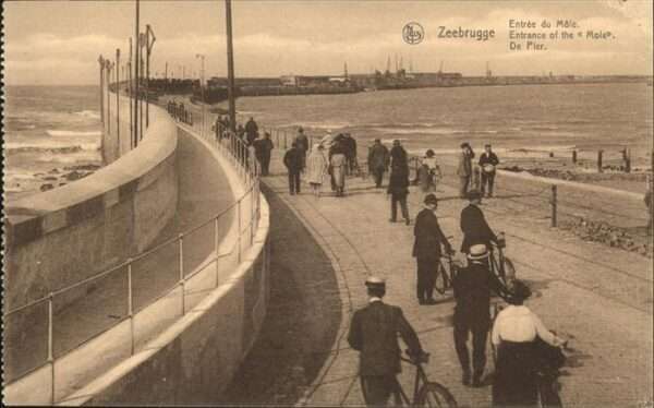 Zeebrugge Entree Du Mole