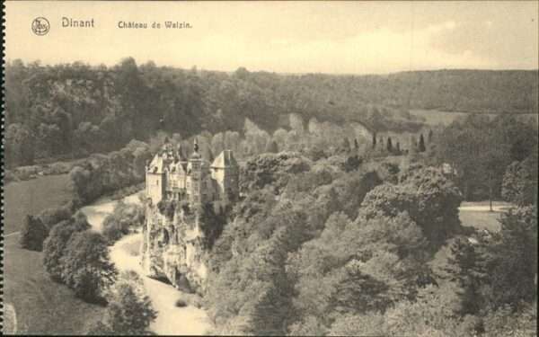 Dinant Wallonie Chateau de Walzin