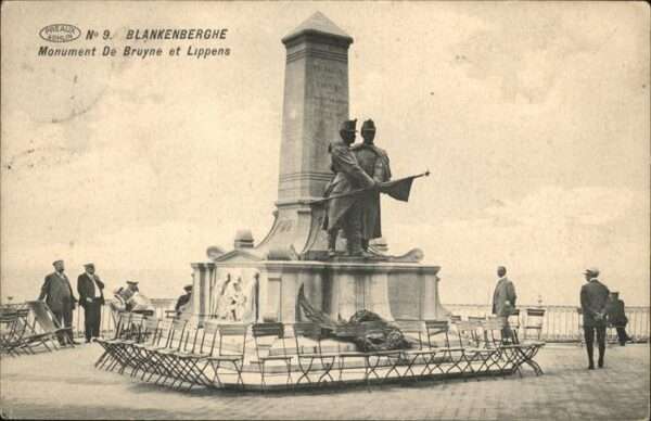 Blankenberghe Monument de Bruyne et Lippens