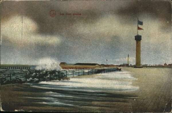Oostende Ostende Les deux pharts Welle