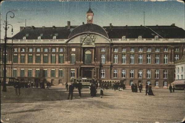 Liege Luettich Palais de justice Strassenbahn