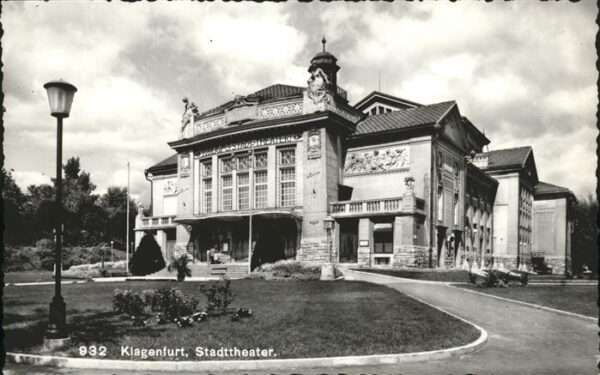 Klagenfurt Woerthersee Stadttheater