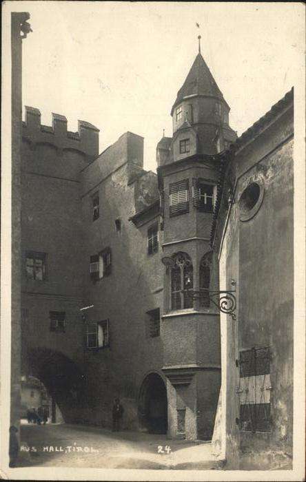 Hall Tirol