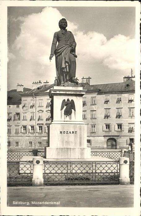 Salzburg Oesterreich Mozartdenkmal