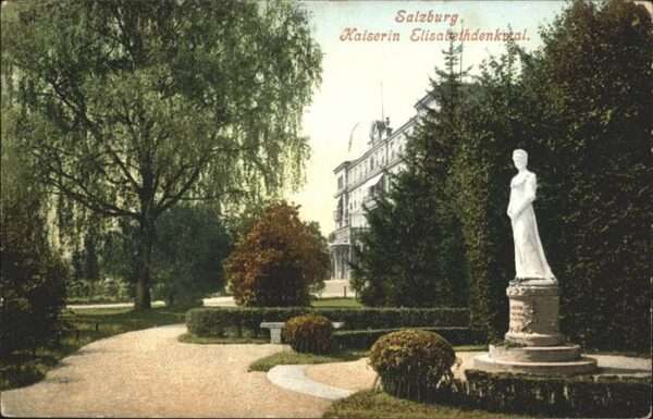 Salzburg Oesterreich Kaiserin Elisabethdenkmal