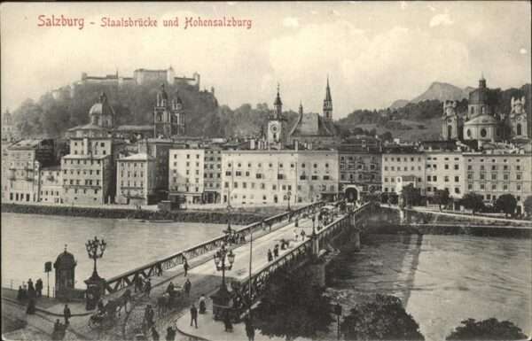 Salzburg Oesterreich Staatsbrücke Hohensalzburg