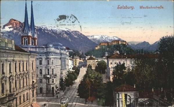 Salzburg Oesterreich Westbahnstrasse Strassenbahn