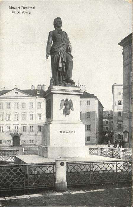 Salzburg Oesterreich Mozartdenkmal