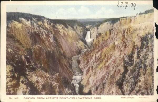 Yellowstone National Park Canyon
Artists Point